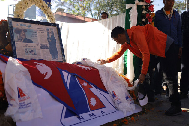Nepal bids farewell to Kancha Sherpa, the last living member of Everest's 1953 expedition with state honor