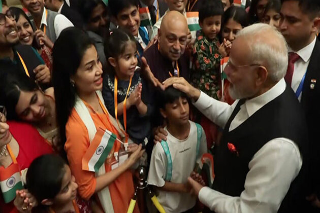 Indian diaspora in Tianjin welcomes PM Modi with great enthusiasm ahead of SCO Summit