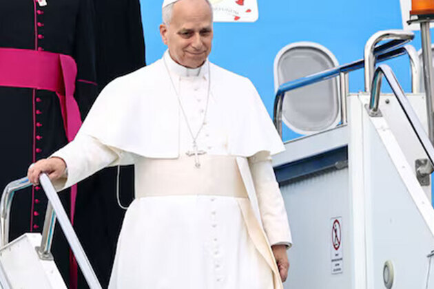 "Am not afraid of Trump admin": Pope Leo XIV shuns political feud to seek global peace