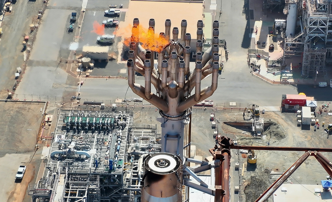 Woodside installs new flaring tech at Pluto