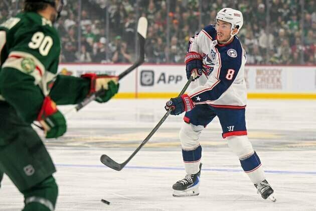 Blue Jackets pour it on late in win over Wild