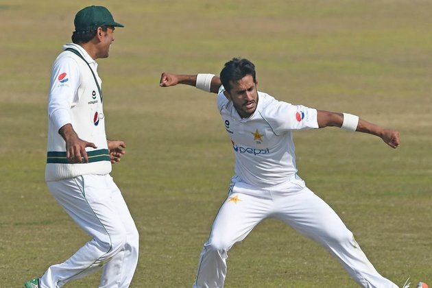 Abid Ali fifty propels Pakistan reply to Zimbabwe&#039;s 176