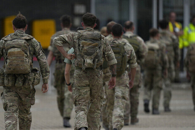 Starmer says Trump should apologize for insulting UK troops
