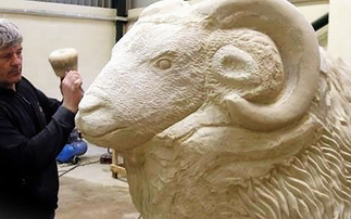 The sculptor carving a place in history for the Border Collie
