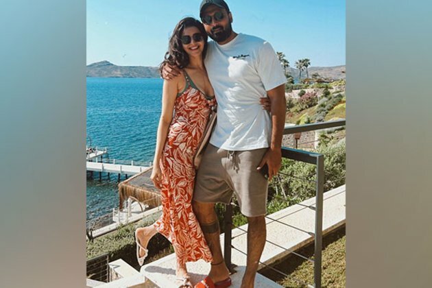 Karishma Tanna and Varun Bangera celebrate first wedding anniversary