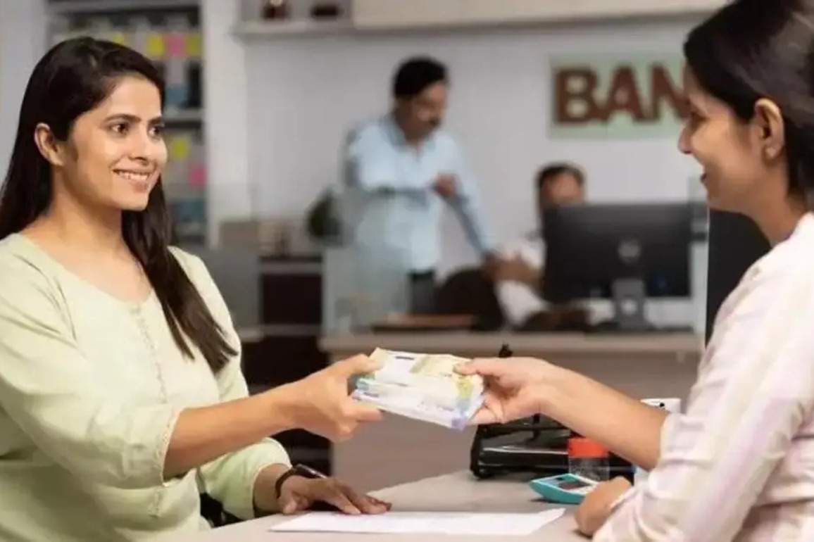 Mudra Yojana- Rs 33 lakh crore of collateral-free loans sanctioned, 68 pc beneficiaries women