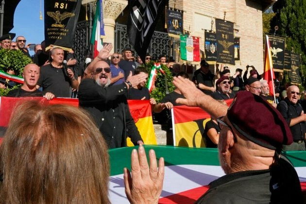 Thousands Commemorate Italy&#039;s Fascist Dictator Mussolini