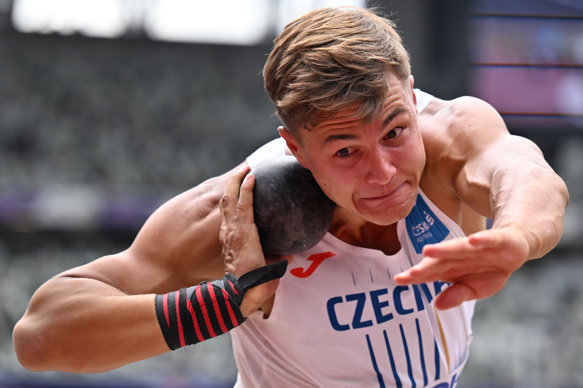 (SP)JAPAN-TOKYO-ATHLETICS-WORLD ATHLETICS CHAMPIONSHIPS-MEN'S DECATHLON-SHOT PUT