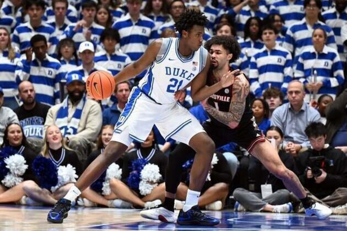 No. 4 Duke dominates No. 20 Louisville for season sweep