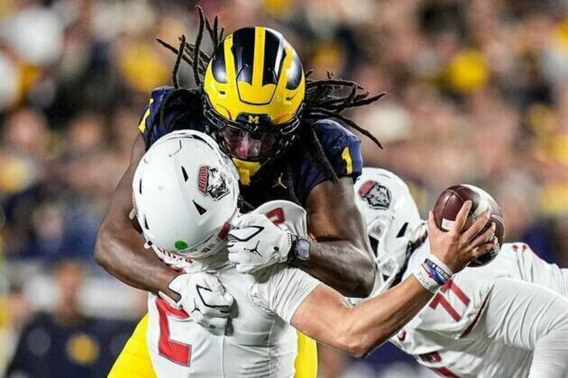 Michigan LB Jaishawn Barham's targeting penalty upheld by Big Ten