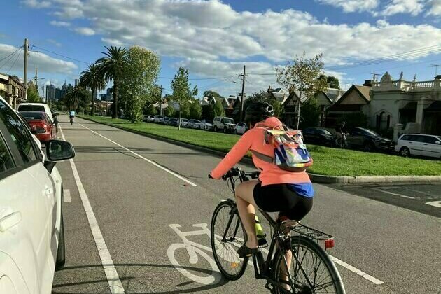 Most bike lanes in inner Melbourne have less than 40% tree cover - that'll get worse, new maps show