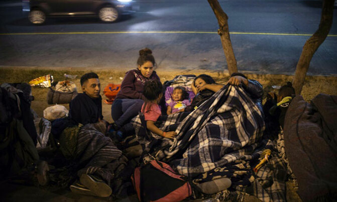 Judge bars Trump from denying asylum to people entering US illegally Judge bars Trump from denying asylum to people entering US illegally