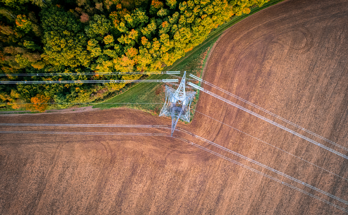 TikTok farming stars team up with SP Energy Networks for life-saving campaign