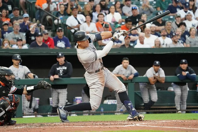 High-flying Yankees go for 4-game sweep of Orioles