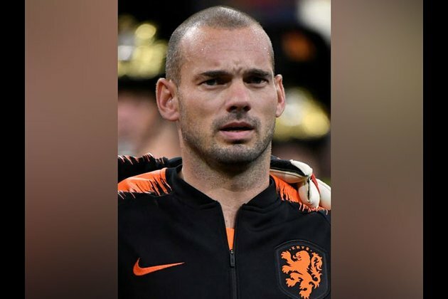 Netherlands' star footballer Wesley Sneijder announces retirement