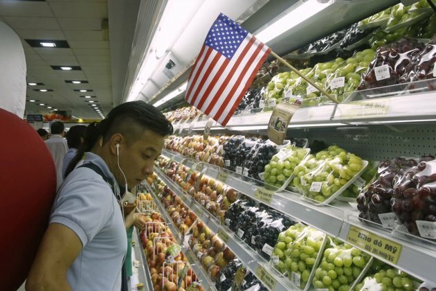 Vietnam, EU Snub US on Trade