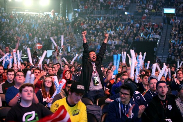 EG edge 100 Thieves in DreamHack Masters Spring - NA