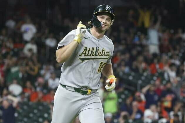 Athletics' Nick Kurtz becomes first rookie with 4-HR game