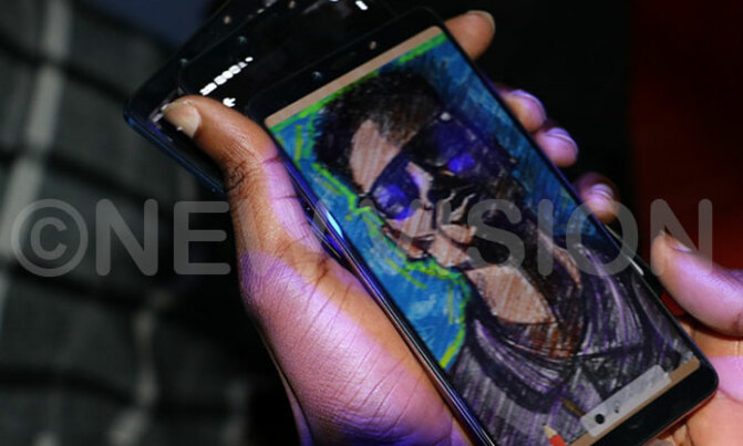 Phone art contest thrills youth Phone art contest thrills youth
