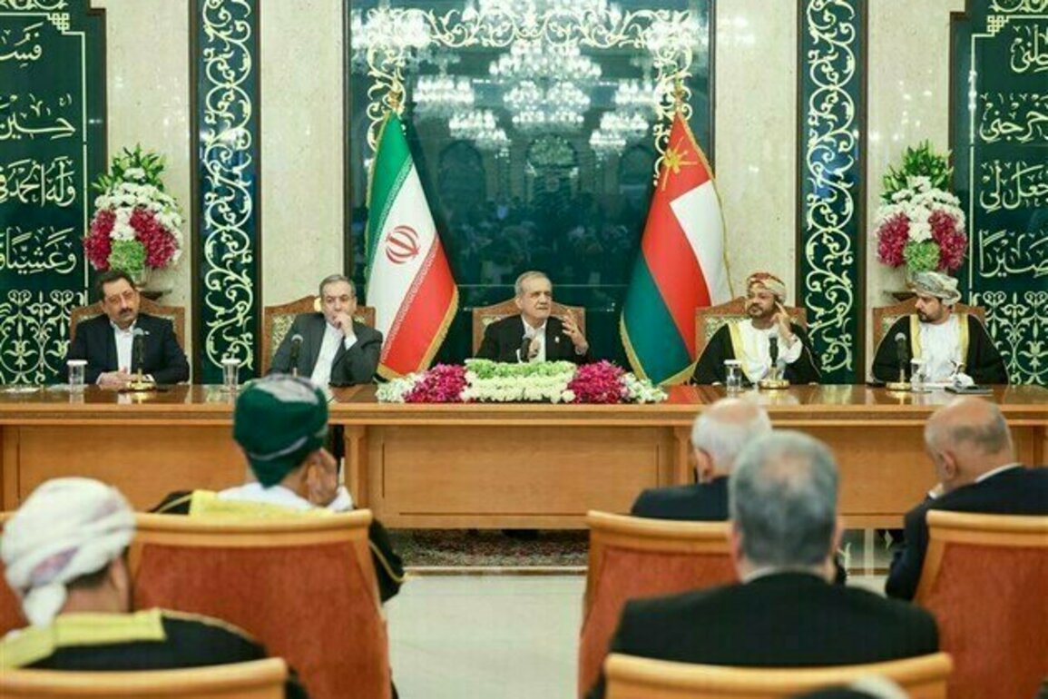 President Urges Push for Big Jump in Iran-Oman Trade
