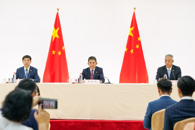 Photo Flash | Chinese delegation holds press conference in Madrid following economic, trade talks with U.S. team