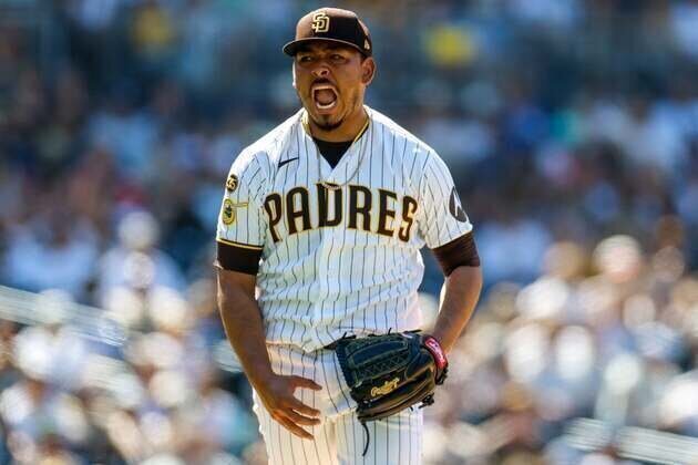 Streaking Padres making right moves while Giants expect roster changes