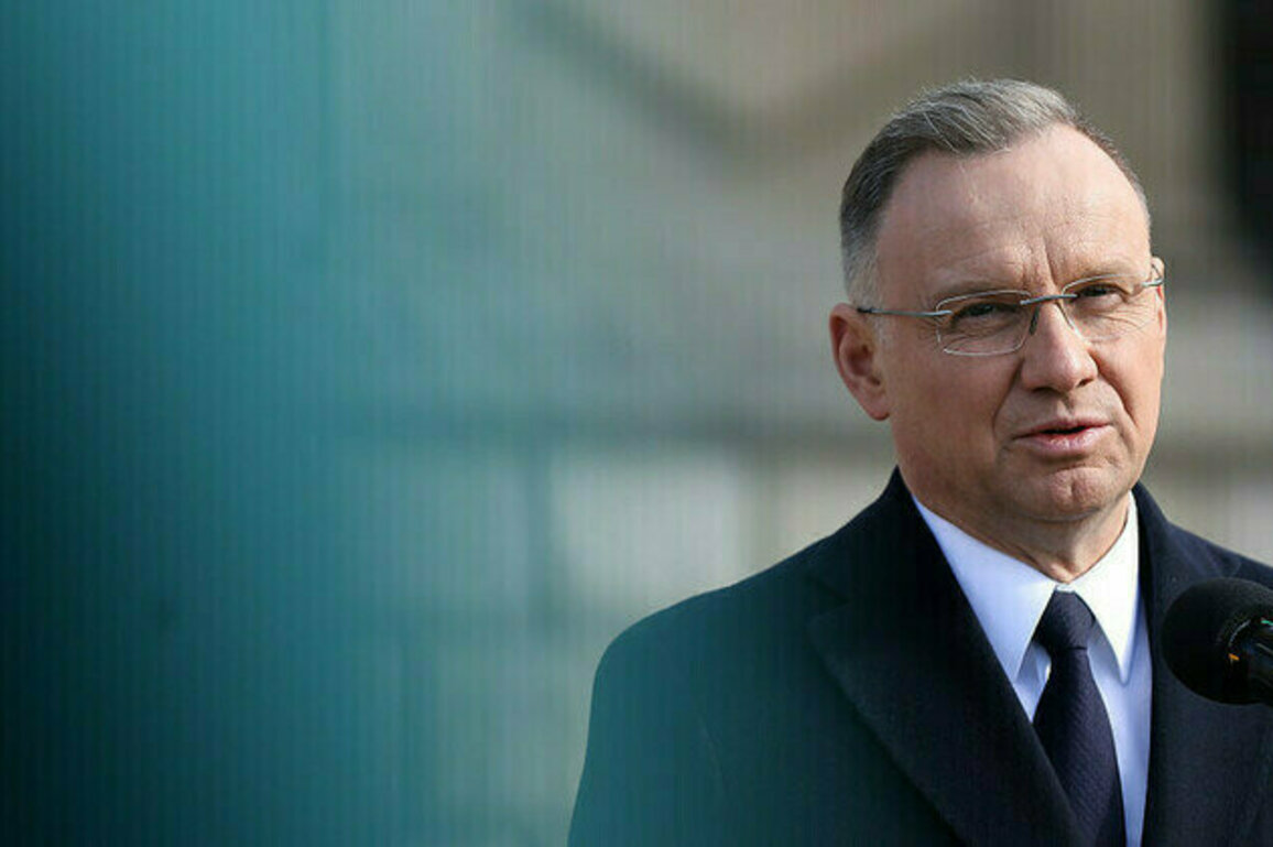 Ukraine must compromise  Polish president