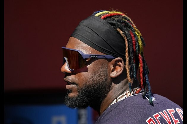 Indians' Reyes apologizes for not being safe at party