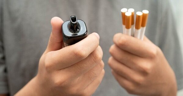 tobacco is legal or illegal Trump signs bill raising age to buy products to 21 Notice: TOBACCO 21 LAW Effective: