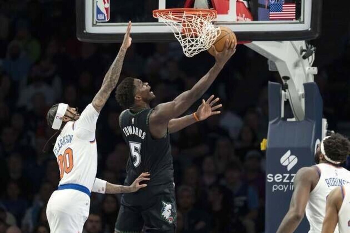 Anthony Edwards, Julius Randle lead Wolves past short-handed Knicks