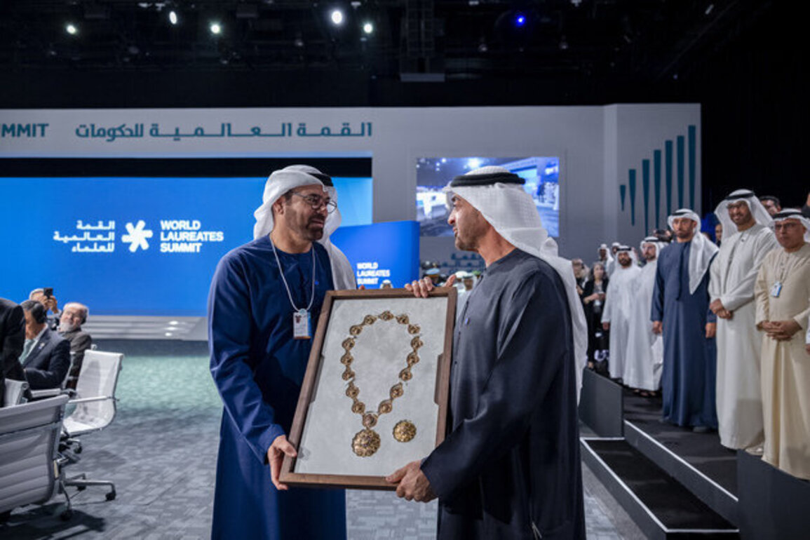 UAE President confers Order of the Union upon Mohammad Al Gergawi