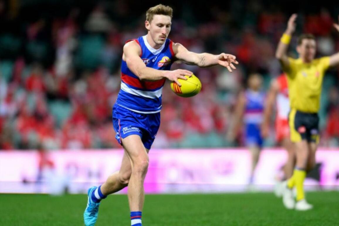 New-look Bulldogs to embrace history against Magpies