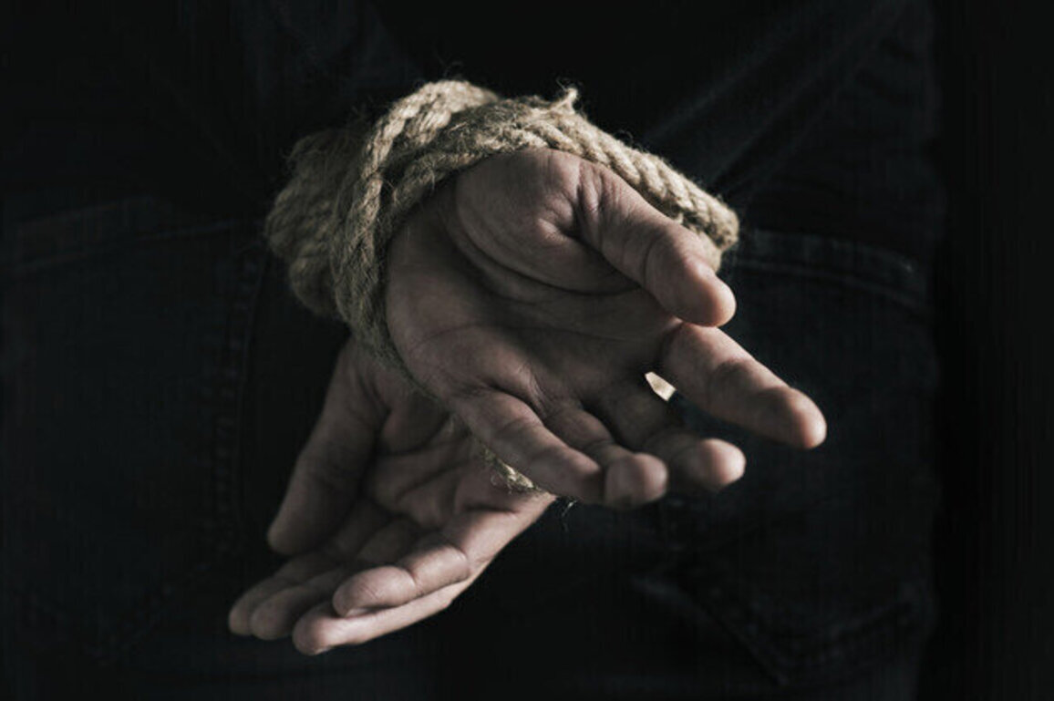 AI driving modern slavery surge  report
