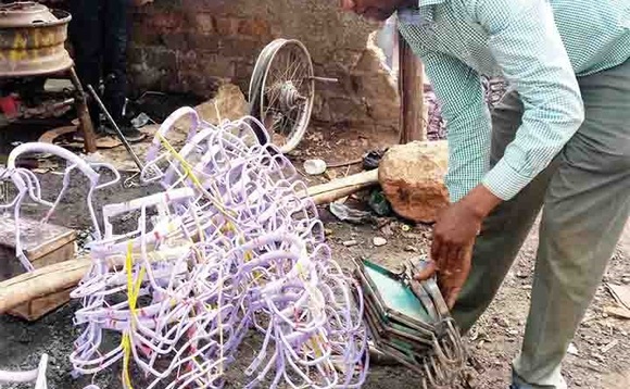 Ggaadi eziwedde okukola. Ggaadi eziwedde okukola.