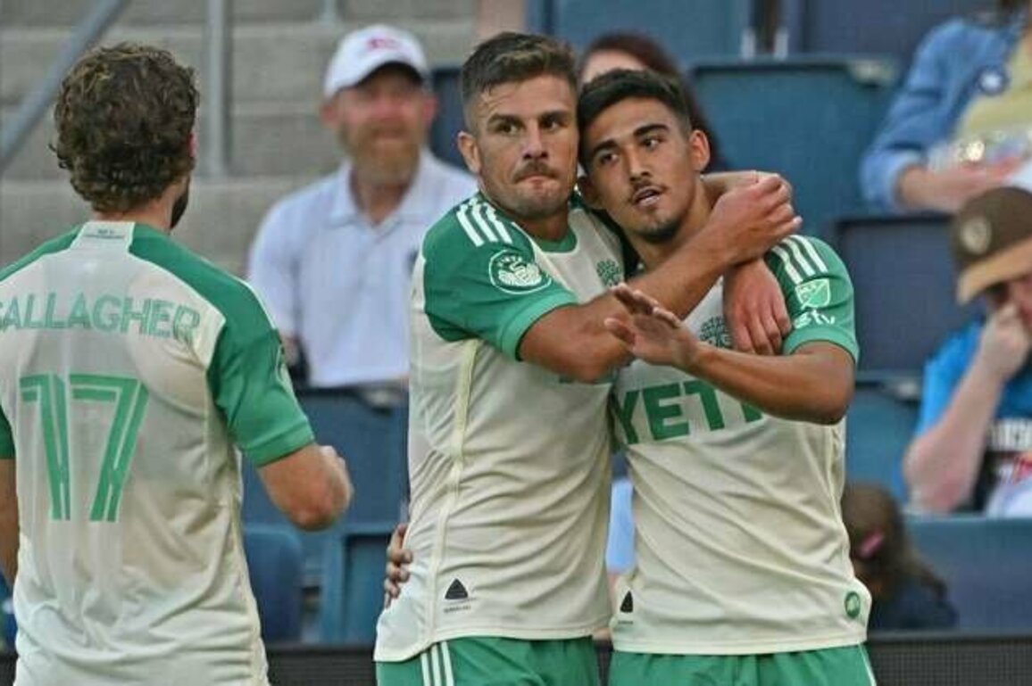 CJ Fodrey's late goal lifts Austin FC over Sporting Kansas City