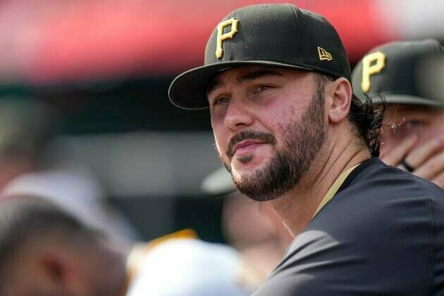 GM says Paul Skenes will be a Pirate in '26 amid Yankees rumors