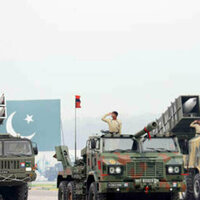 Senior Pakistani official threatens India with nukes