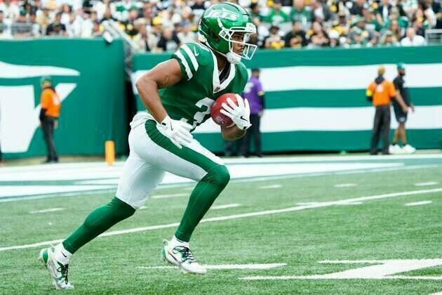 Jets cut Xavier Gipson after costly fumble