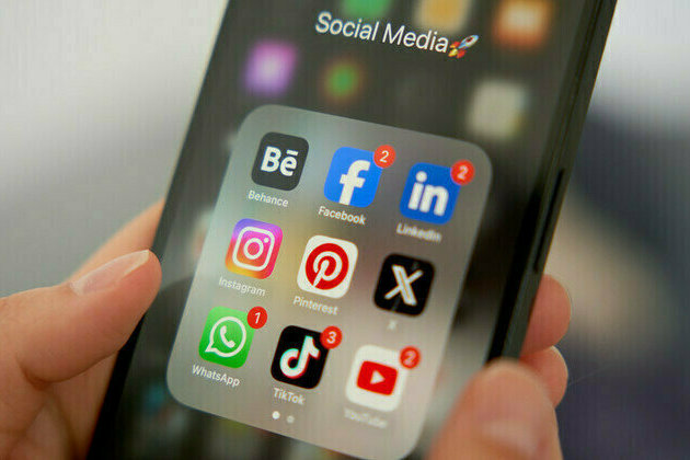 New Delhi scrutinizes influencers as Pakistan tensions escalate