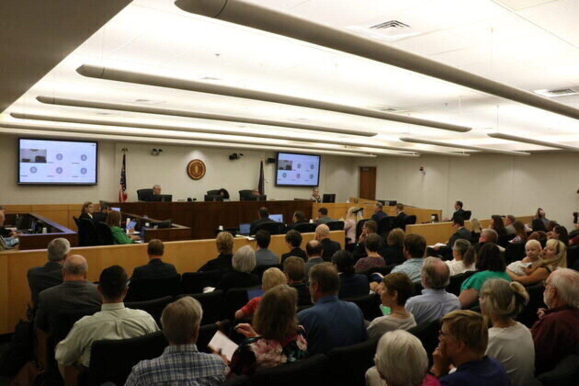 Opposition surges against bill limiting KY utility case intervenors 