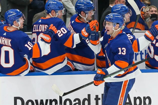 Streaky Islanders continue busy week, host Capitals
