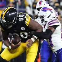 Steelers TE Darnell Washington breaks arm vs. Browns