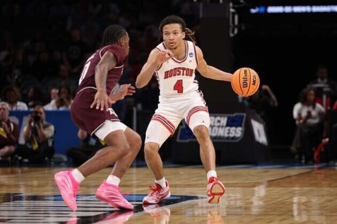 Freshmen take center stage when Illinois meets Houston in Sweet 16