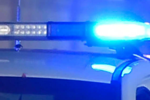 HPD- Man, 43, stabbed and robbed at Makiki Shopping Village