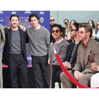 Jonas Brothers honoured at hand, footprint ceremony; Priyanka Chopra shows support for husband Nick Jonas