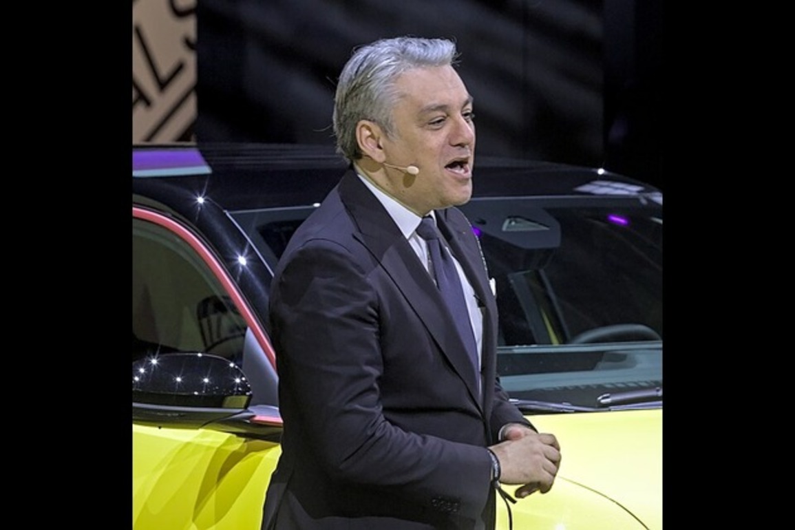 Kering picks Renault's de Meo to fix Gucci, slash soaring debt