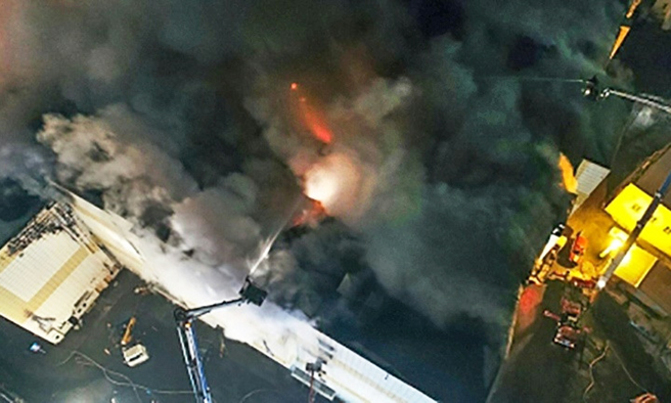 64 dead in Russian shopping mall inferno 64 dead in Russian shopping mall inferno