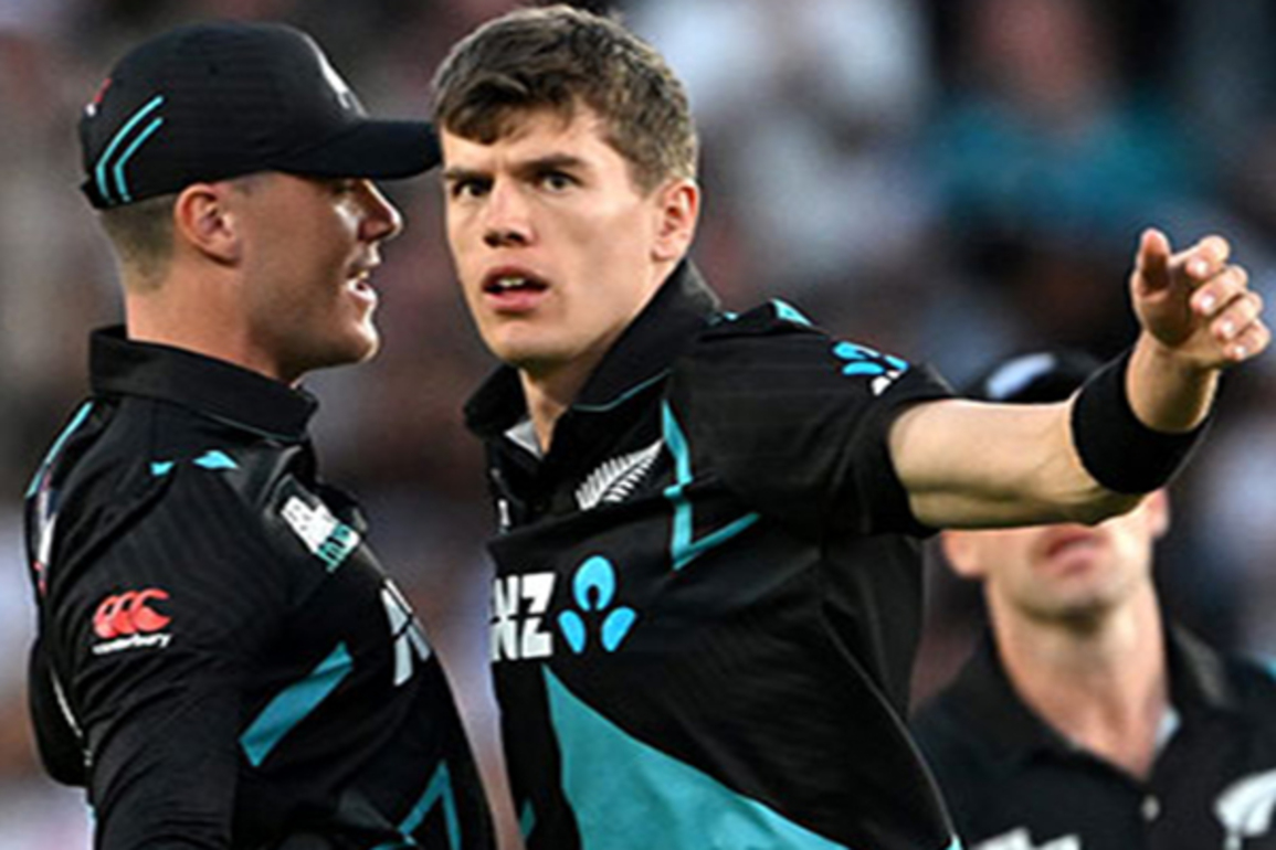 New Zealand suffer big blow before Champions Trophy, Ben Sears ruled out with hamstring injury