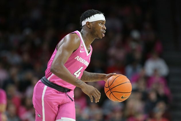 Arkansas has no problems in downing LSU