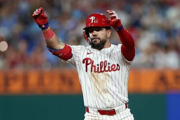 Division-leading Phillies like view with Orioles visiting